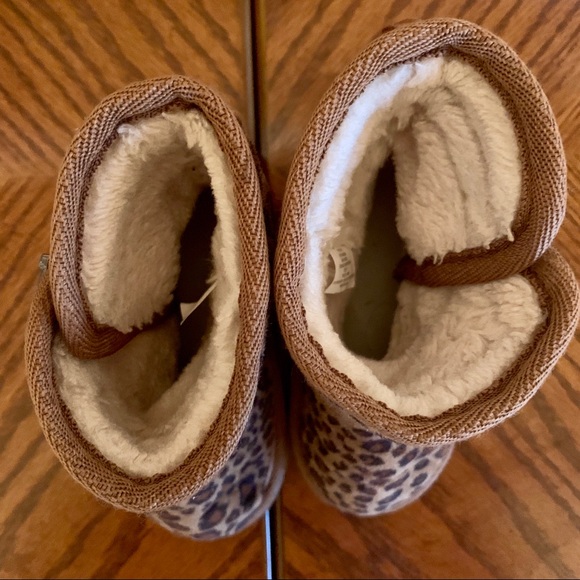 Toys R Us | HP🎉 Girls Leopard Print Boots Size 7 - Picture 4 of 4